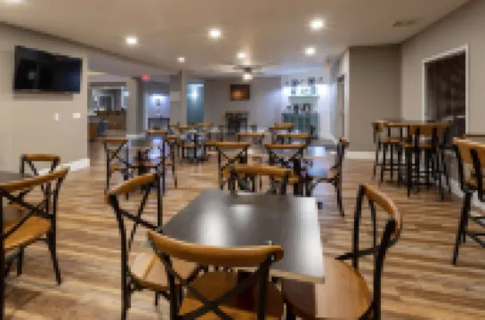 GrandStay Hotel & Suites Downtown Sheboygan