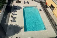 La Quinta Inn & Suites by Wyndham Danbury - Pools