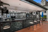 The Royal Sonesta New Orleans - Quầy bar