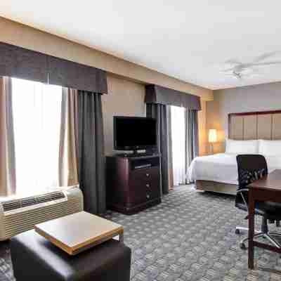 Homewood Suites by Hilton Toronto-Oakville Rooms