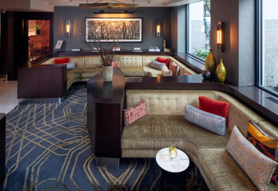 Park South Hotel Over view