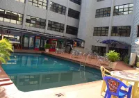 Royal Marble Hotel - ที่มีฟิตเนส
