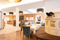 Hotel Alpenkönigin - Alpine Luxury - Sommer Silvretta Premium Card Inklusive Hotel di See