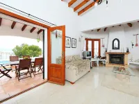 Esperanza Hotels in Pego