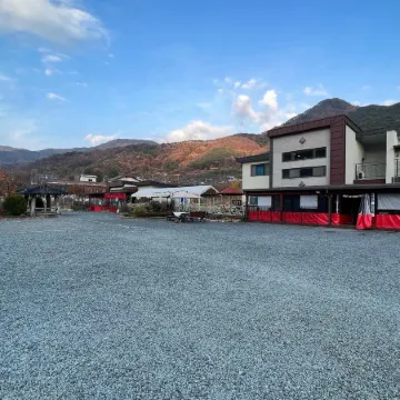 Cheongdo Dolgorae Poolhouse Pension