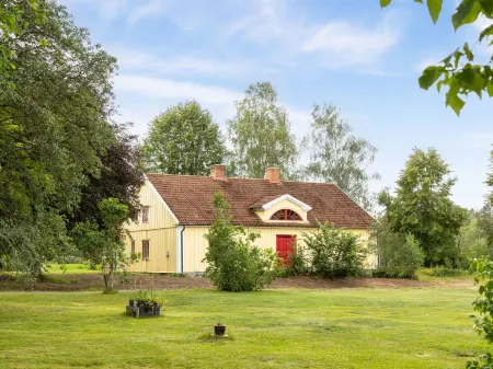 Skogstorpet Отели в г. Оскарсхамн