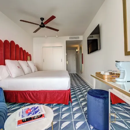 Hotel Mongibello Ibiza Отели рядом с достопримечательностью «Пристань для яхт Санта-Эулалия»