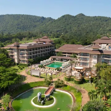 Lacol Khao Yai - A Chatrium Collection Отели рядом с достопримечательностью «Wat Tha Chang»