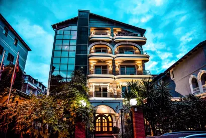 Broadway Hotel Tirana