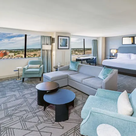 DoubleTree by Hilton Hotel Tulsa Downtown