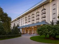 Swissôtel Wellness Resort Alatau Almaty Hotels near Detskaya Ploshchadka. Trenazhory Na Otkrytom Vozdukhe Dlya Zanyatiy Sportom