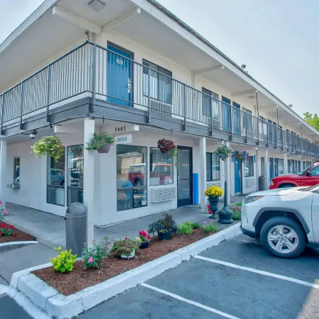 Motel 6 Salem, or
