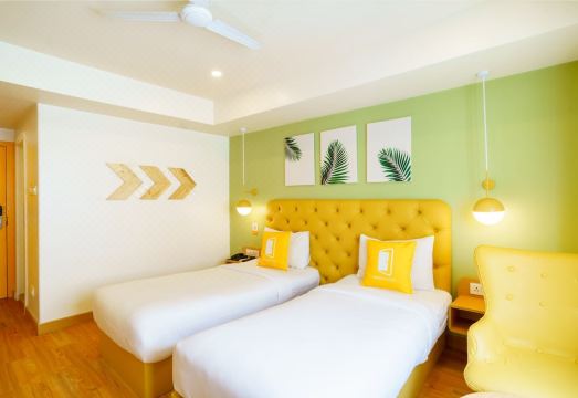 Bloom Hotel - Cyber Towers Hotel Overview