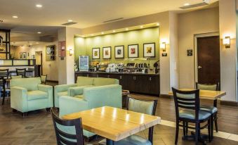 Comfort Suites Lake Norman - Huntersville