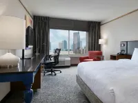 ฮิลตันการ์เด้นอินน์ ชาร์ล็อต อัปทาวน์ โรงแรมใกล้The Bank of America Stadium