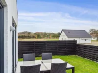 "Helemine" - 400m from the Sea