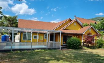 Gyeongju Haruhan Team Pool Villa Paradise Pension