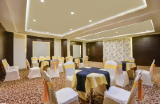 Summit Montana Suites & Spa at Mall