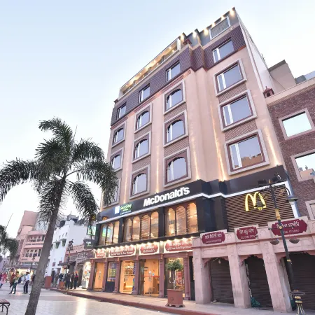 SureStay Hotel by Best Western Heritage Walk Отели рядом с достопримечательностью «Храм международного общества сознания Кришны»