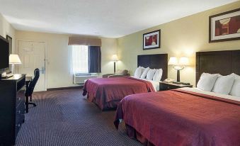 Econo Lodge Inn & Suites West – Energy Corridor