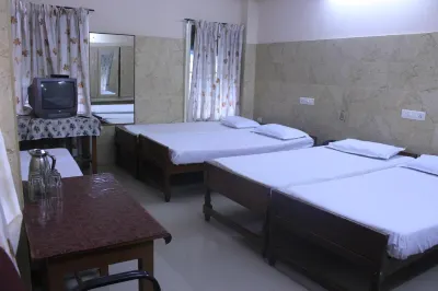 Hotel Sukhvas Hotel berhampiran Sreenarayana Guru Mandapam