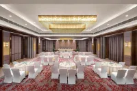 Palasa Hotel - parking