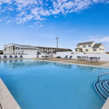 Days Inn by Wyndham Kill Devil Hills Oceanfront - Wilbur