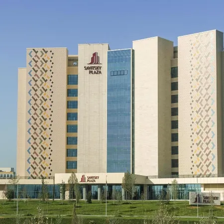 Savitsky Plaza