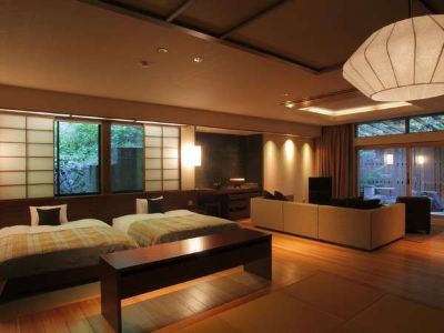 和洋式スイート(浴室) 時音の宿 湯主一條の写真