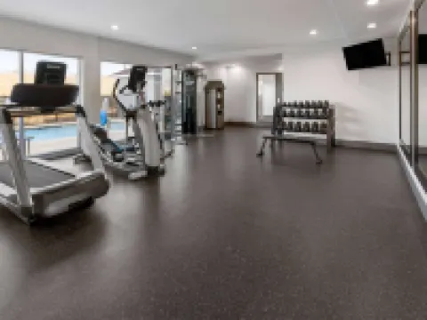 La Quinta Inn & Suites by Wyndham Locust Grove Hotels in Henry County