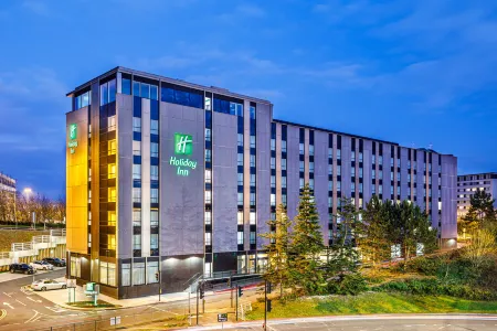 Holiday Inn Manchester Airport Отели рядом с достопримечательностью «Библиотека Портико»