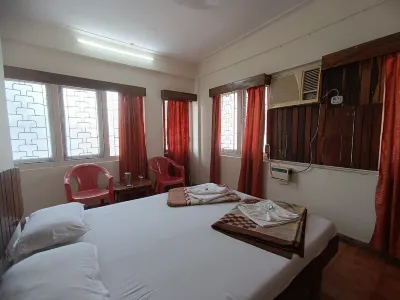 Hotel Abhishekh