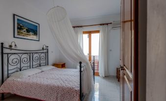 Balaskas Hotel