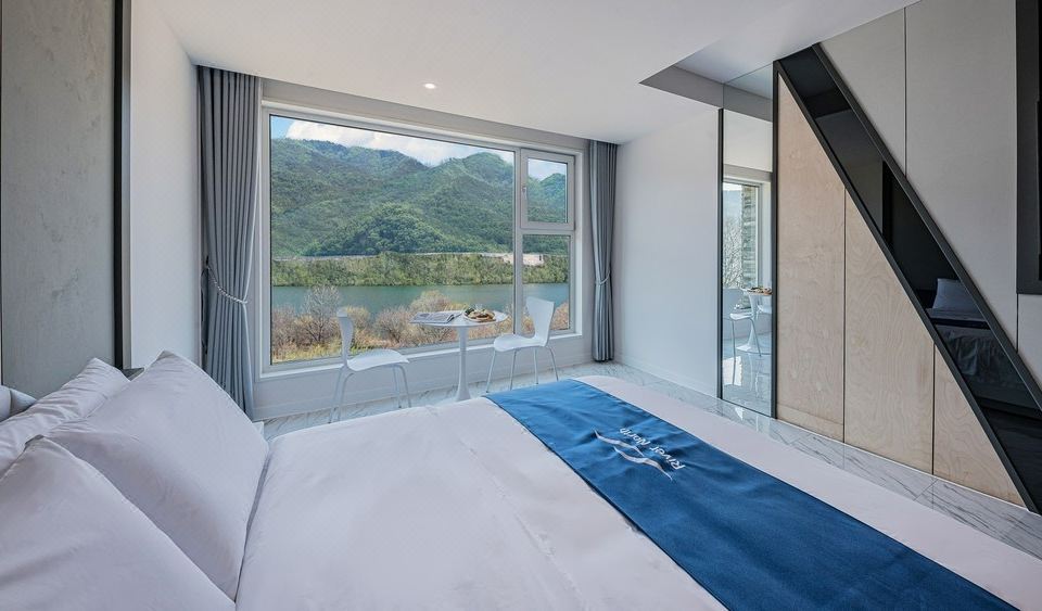 리버노스 풀빌라