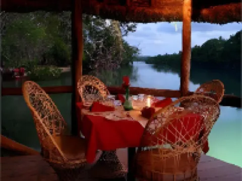 สวนลากูน โรงแรมในพอร์ตวิลา