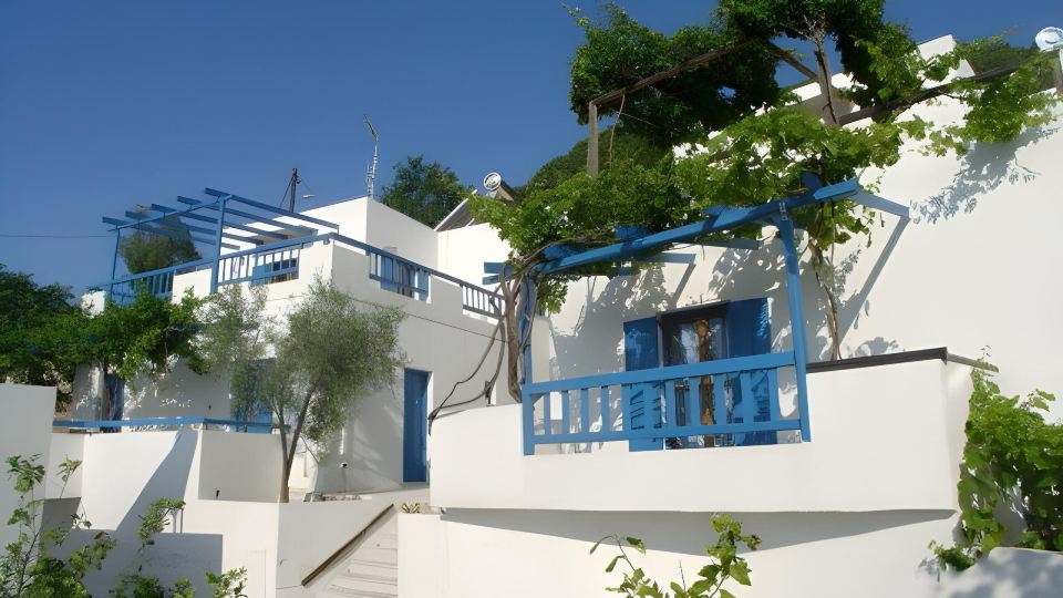 Agnanti Hotel