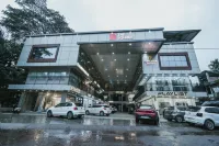 Fortview Suites Hotels in Kāsaragod District