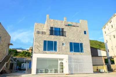 Pohang Starlight Sea Pension Hotel dekat Hometown Cha Cha Cha (Filming Location)