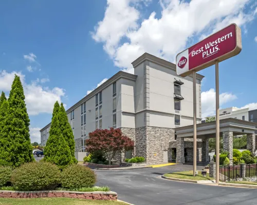 Best Western Plus Greenville I-385 Inn  Suites Hotels near Gower Estates Park