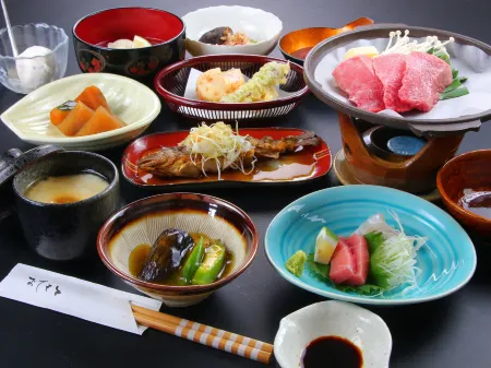 Ryokan Maruya Отели рядом со станцией JR Yunohira Station