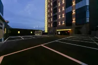 Changwon Jinhae Almond Hotel - Moteles