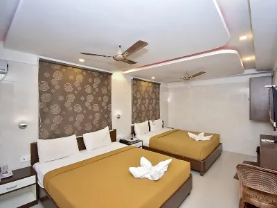Sri Maharaja Residency Отели рядом с достопримечательностью «NSB Road»