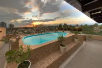 Beautiful Condo with Pool and Close to the Beach Hotell i Palmar de Aramara