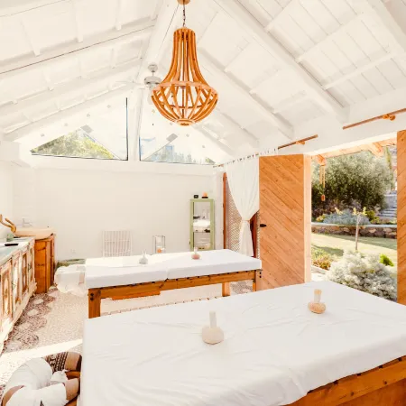 Caesars Gardens Hotel & Spa - Adults Only