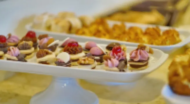 龔多爾套房公寓酒店