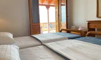 Nereides Seaside Apartments Hotel a 