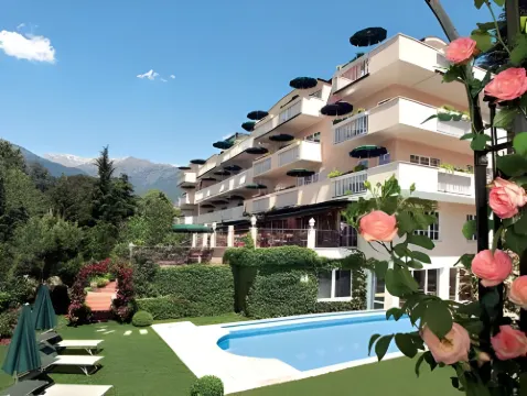 ホテル ピエンツェナウ アム シュロスパーク