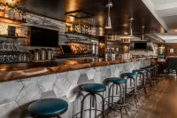 Crowne Plaza 弗雷德裏克頓，比弗布魯克勛爵 - 酒吧