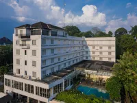 Royal Hotel Bogor Hotels near Sotomie Ciseeng