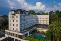 Royal Hotel Bogor